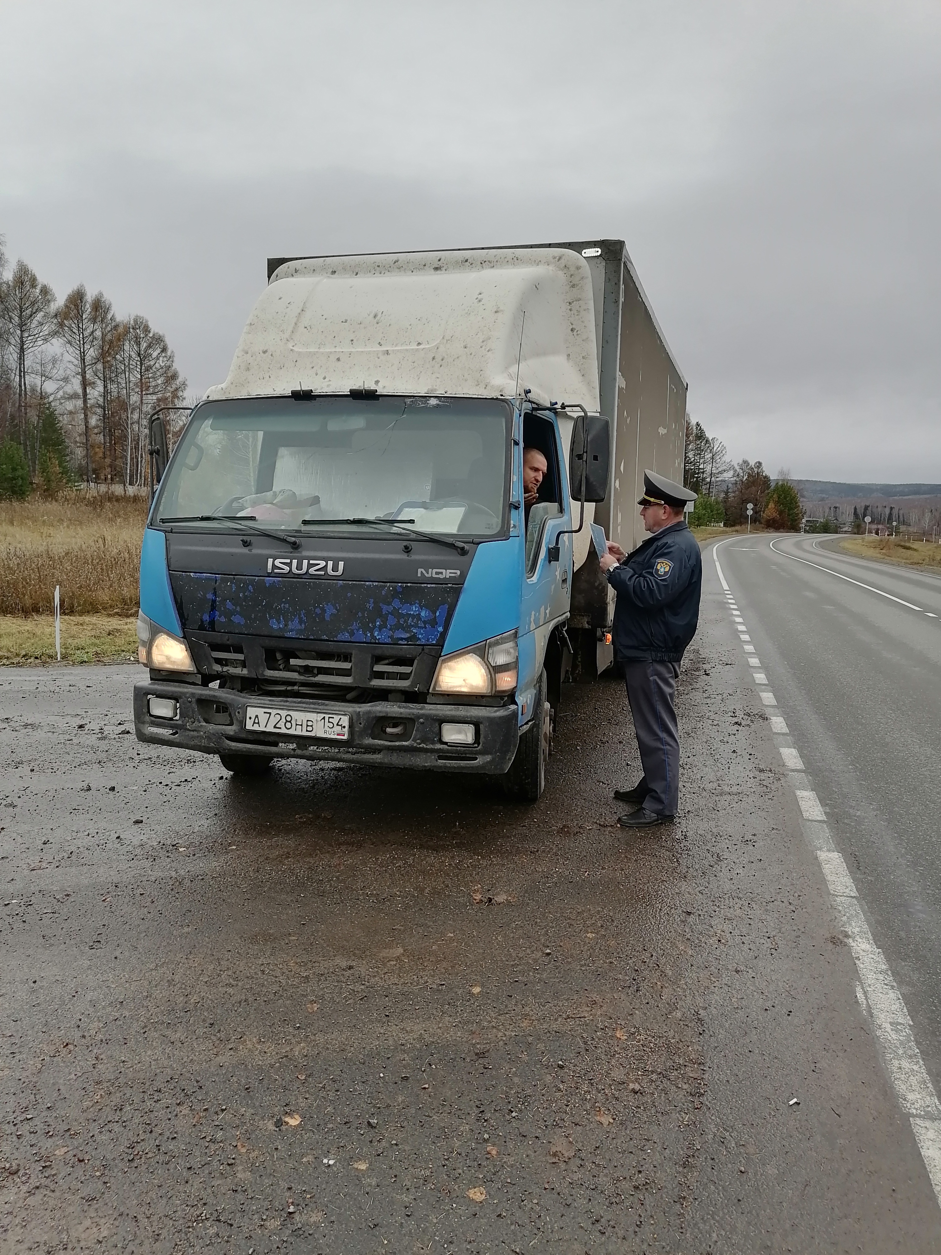 Проведены рейдовые мероприятия на автомобильной дороге Уяр-Заозерный